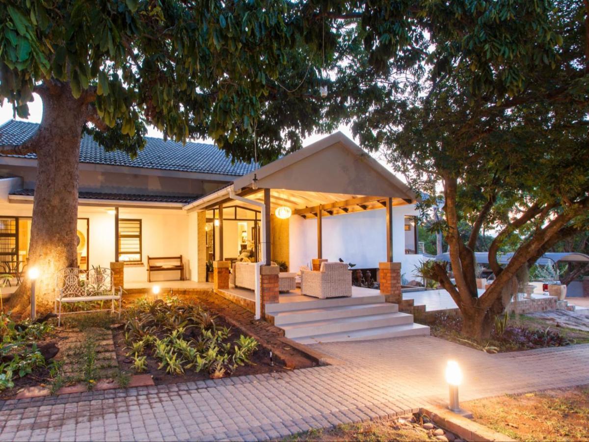 The Coral Tree Hotel Mbombela Bagian luar foto