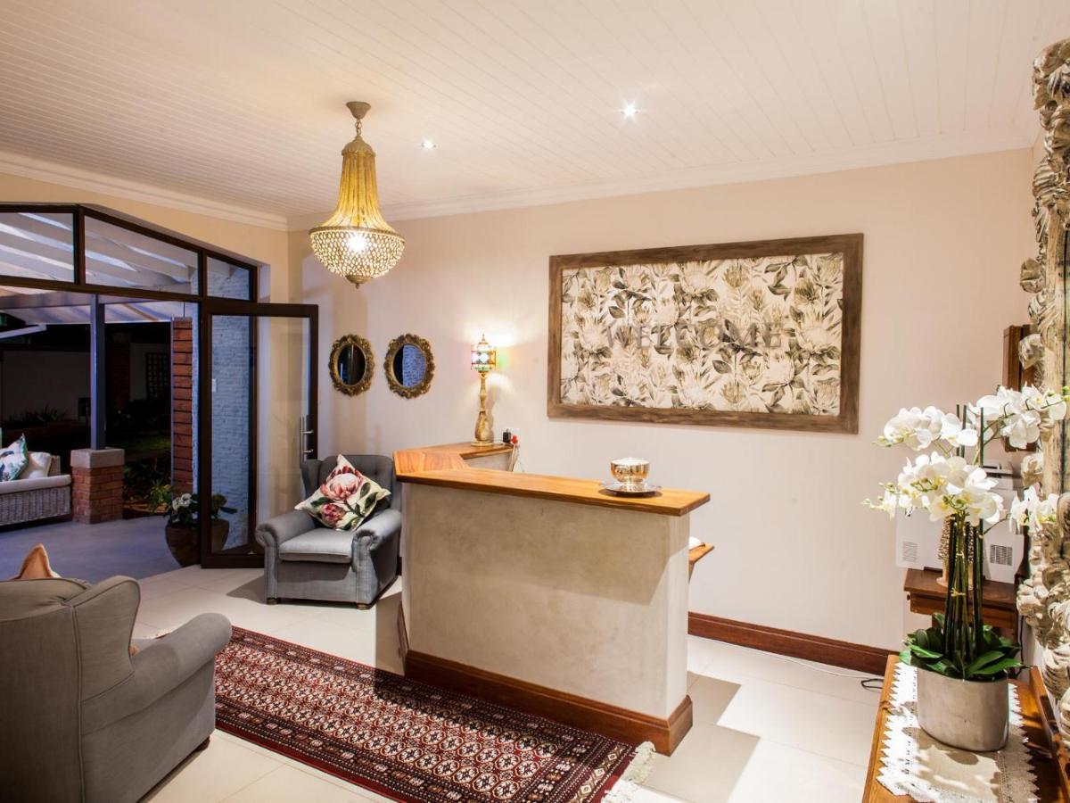The Coral Tree Hotel Mbombela Bagian luar foto