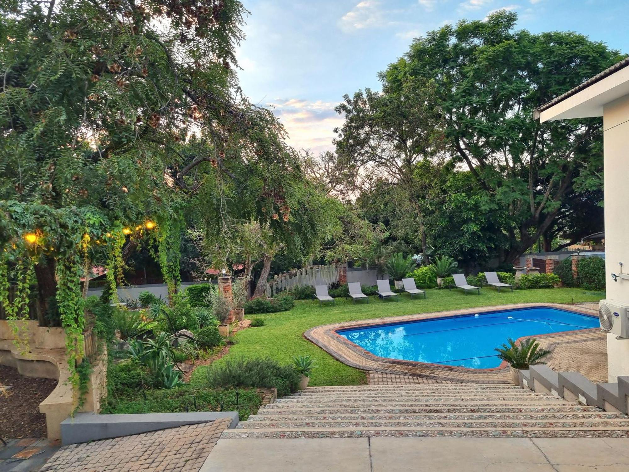 The Coral Tree Hotel Mbombela Bagian luar foto
