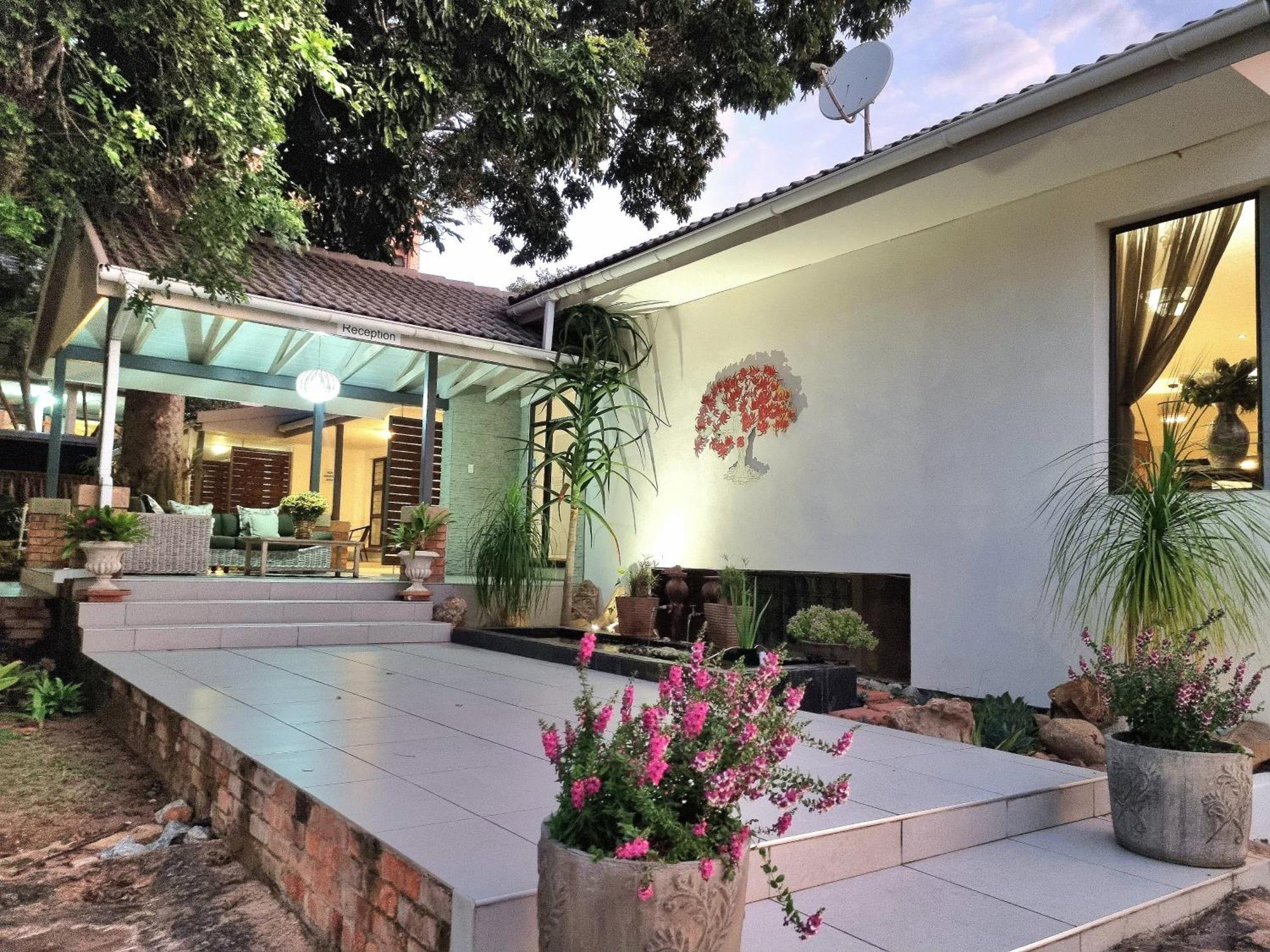 The Coral Tree Hotel Mbombela Bagian luar foto