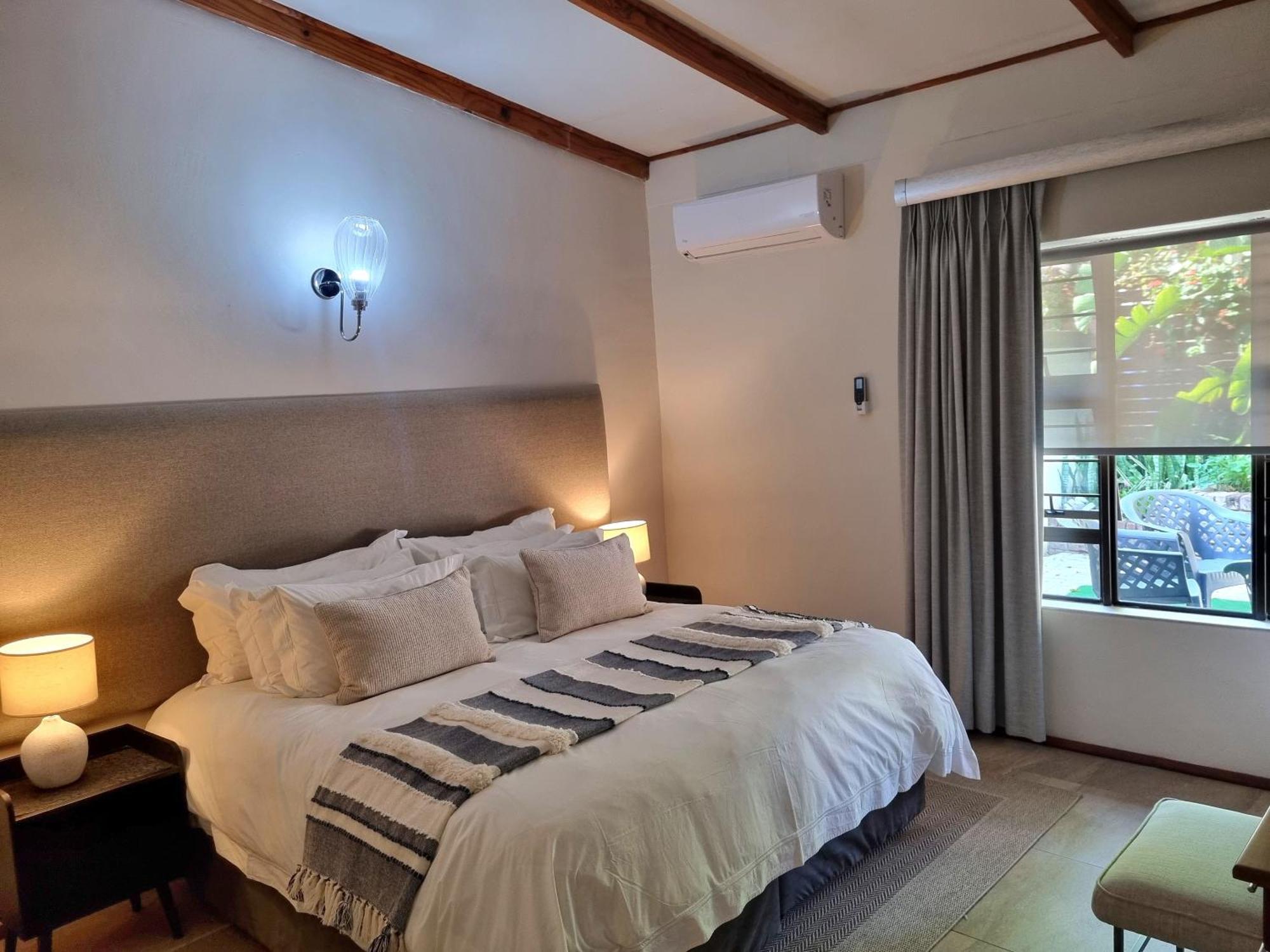 The Coral Tree Hotel Mbombela Bagian luar foto